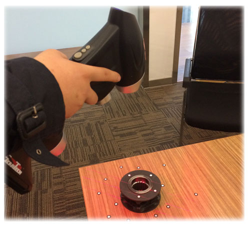 起重機(jī)滑輪三維掃描過程.jpg 起重機(jī)滑輪三維掃描過程.jpg