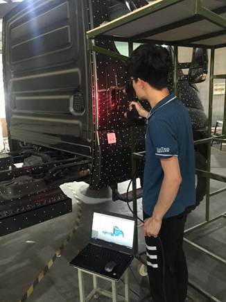 1533091351544749.jpg 三維掃描大卡車4